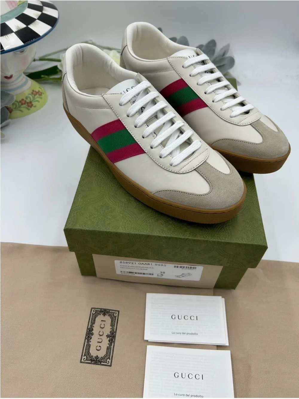 Women’s Gucci G 74 leather/suede sneakers size 38 fits 38.5 made in Italy